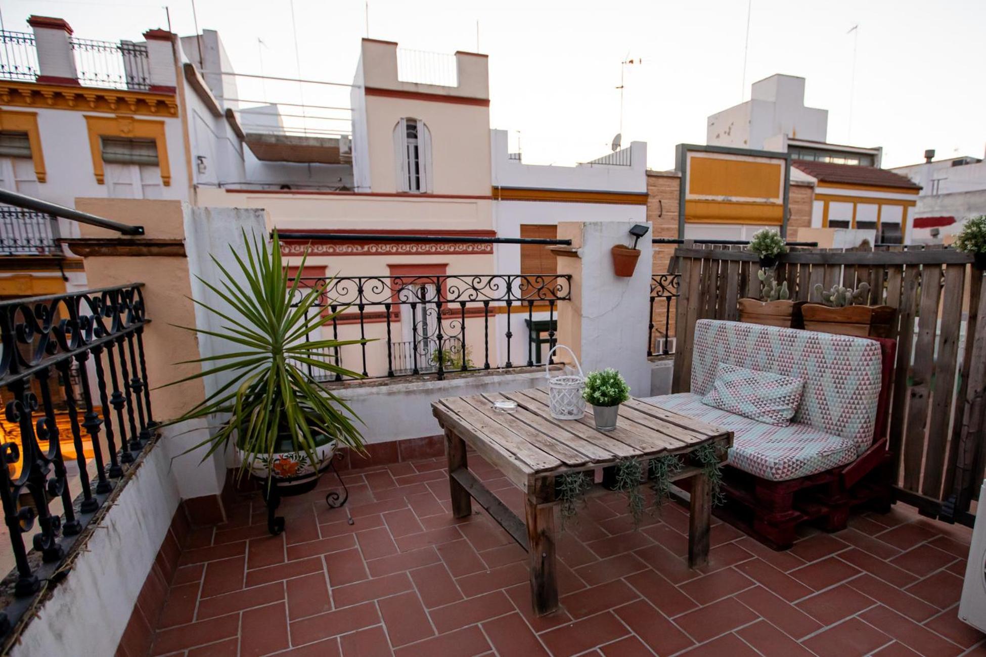 Apartamentos Dona Concha Sevilla Kültér fotó