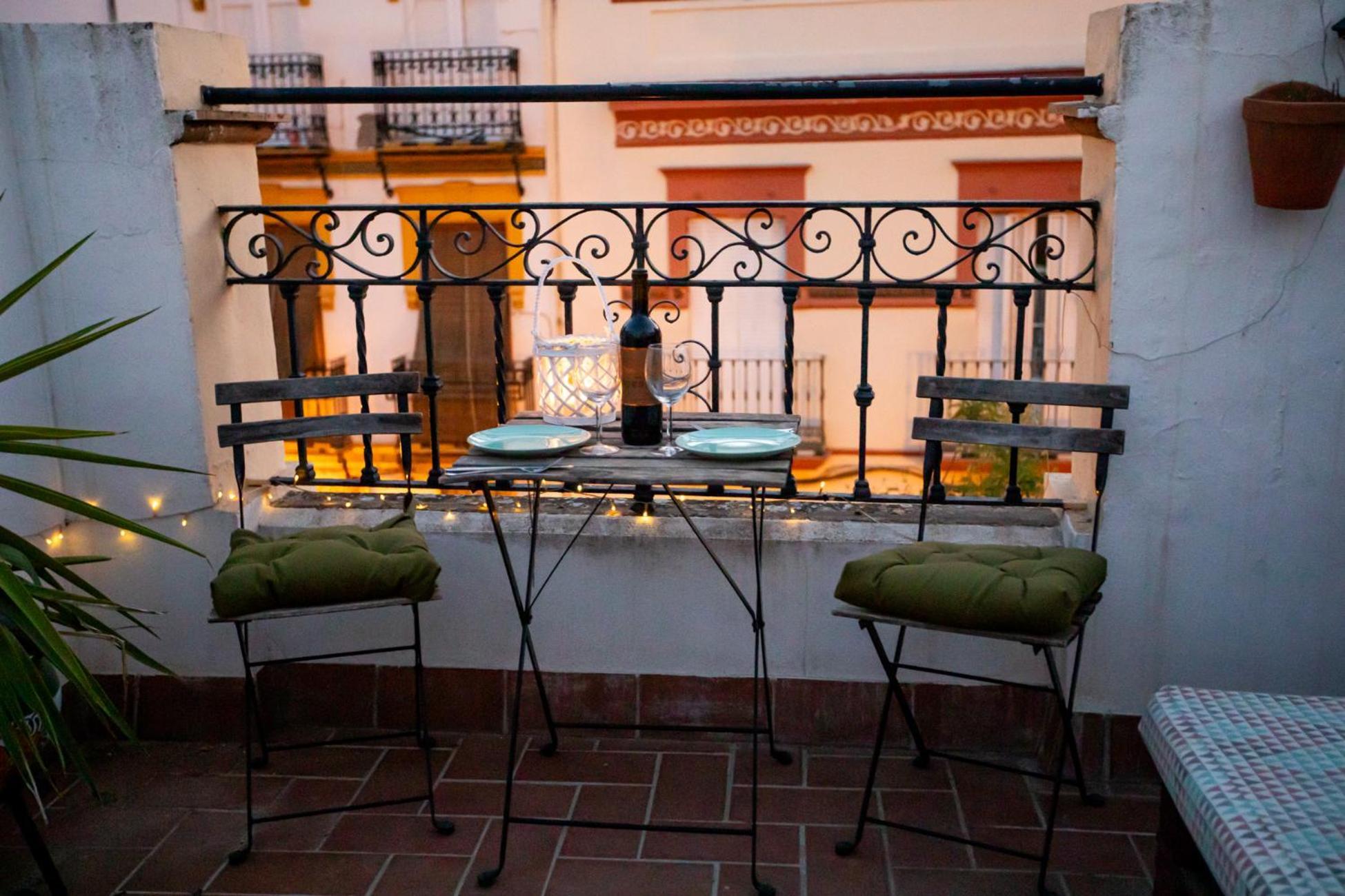 Apartamentos Dona Concha Sevilla Kültér fotó