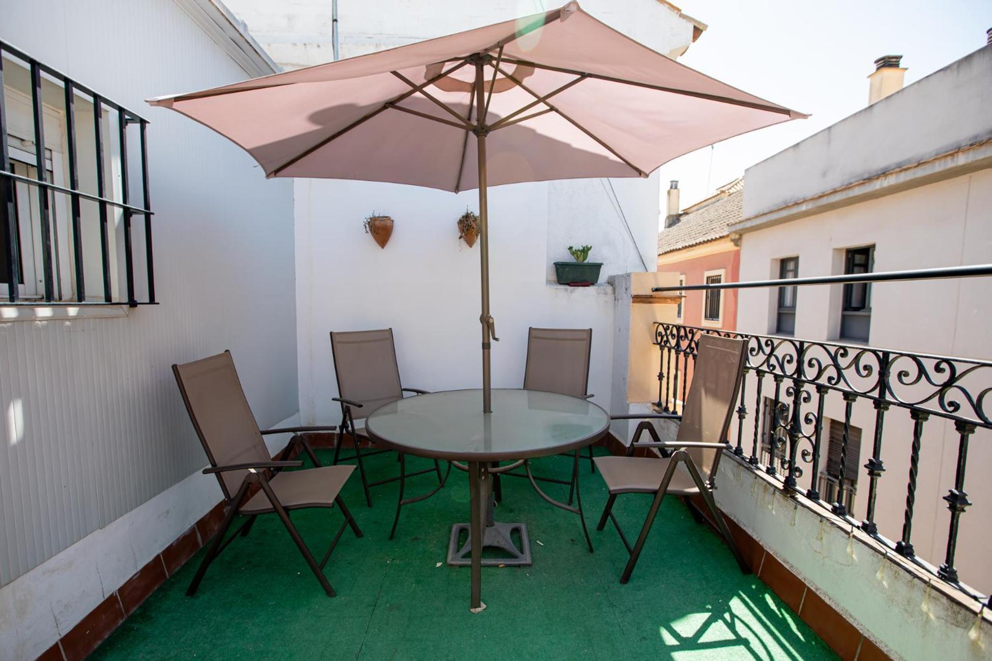 Apartamentos Dona Concha Sevilla Kültér fotó