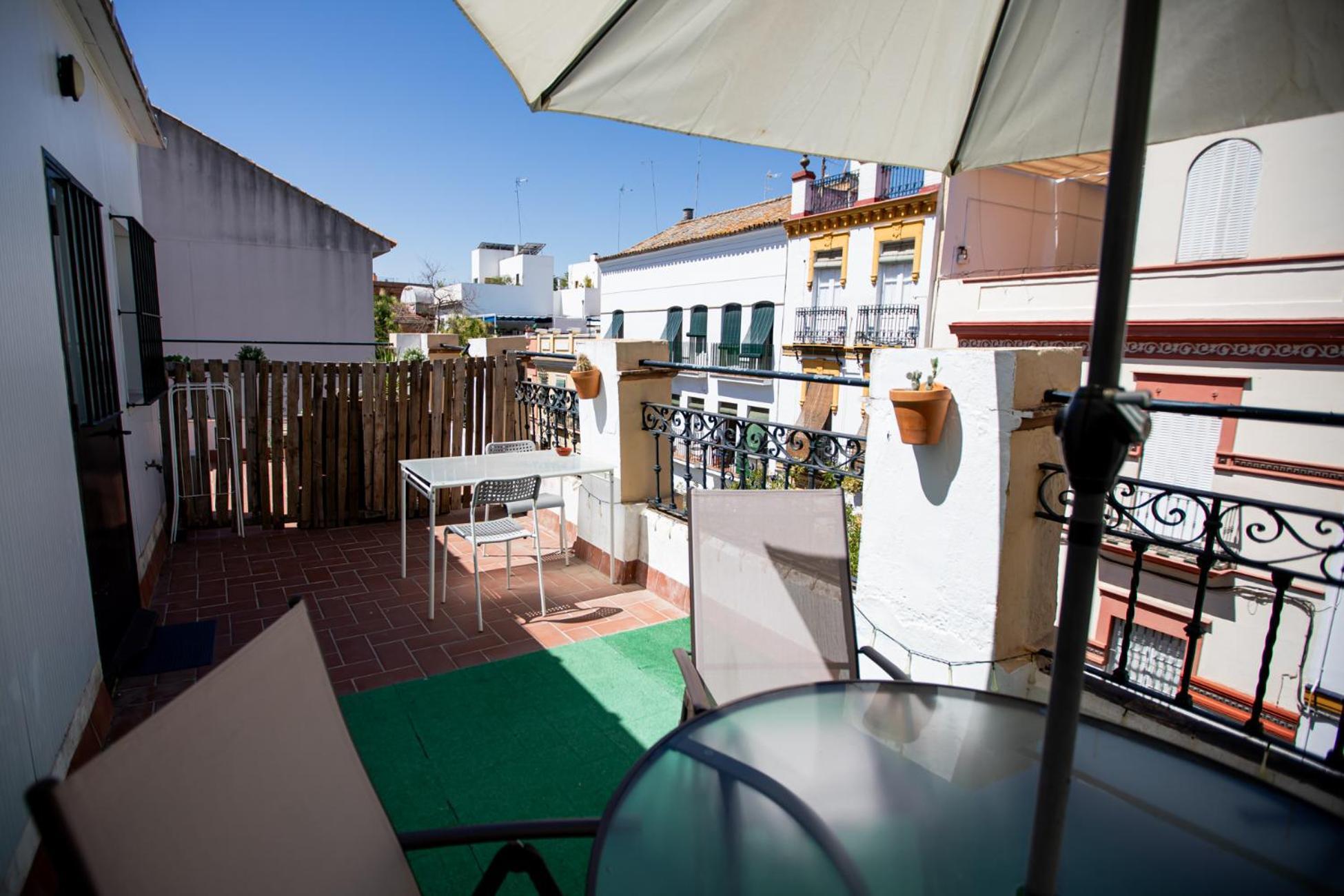 Apartamentos Dona Concha Sevilla Kültér fotó